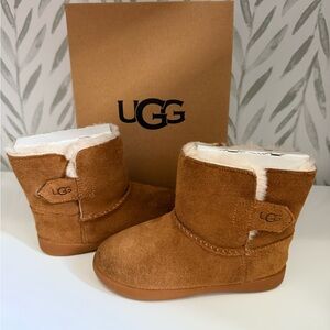 UGG Keelan Chestnut Boots